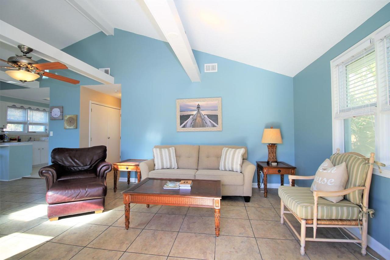 Salty Shack Unit C - Salty Shack - Dog Friendly Home - Across From The Beach - Central Location! Folly Beach Εξωτερικό φωτογραφία