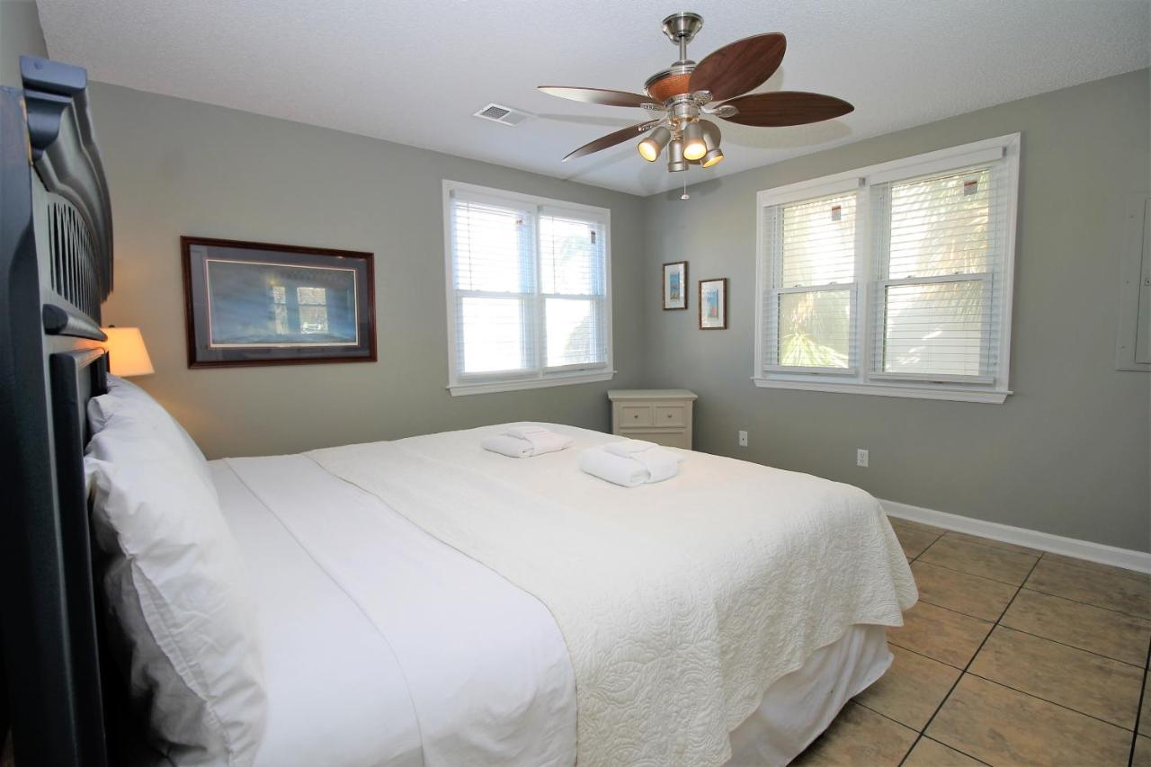 Salty Shack Unit C - Salty Shack - Dog Friendly Home - Across From The Beach - Central Location! Folly Beach Εξωτερικό φωτογραφία