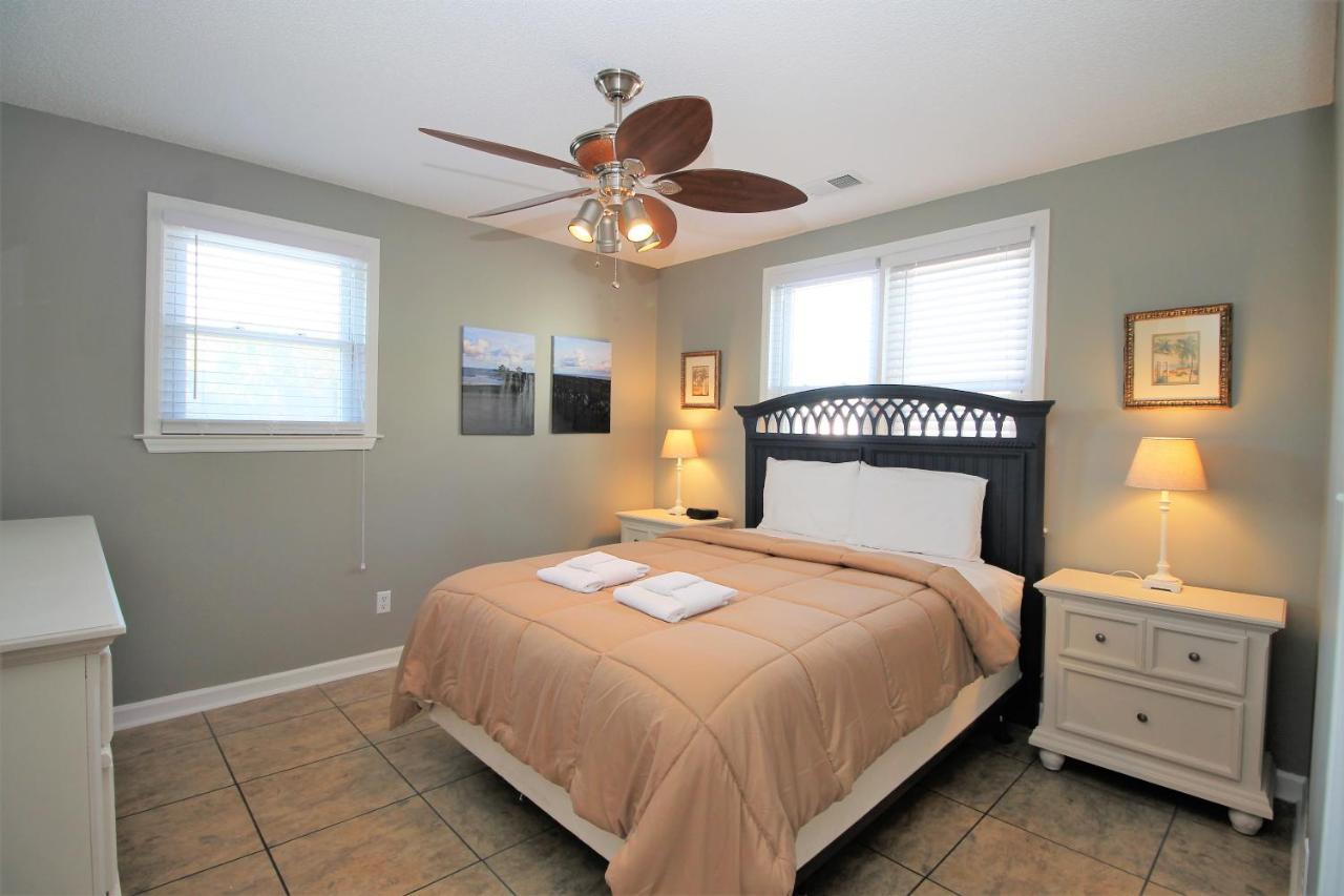Salty Shack Unit C - Salty Shack - Dog Friendly Home - Across From The Beach - Central Location! Folly Beach Εξωτερικό φωτογραφία