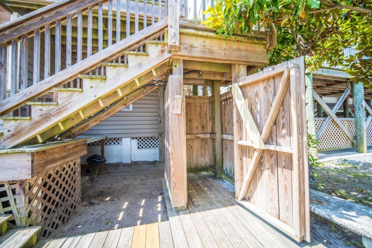 Salty Shack Unit C - Salty Shack - Dog Friendly Home - Across From The Beach - Central Location! Folly Beach Εξωτερικό φωτογραφία